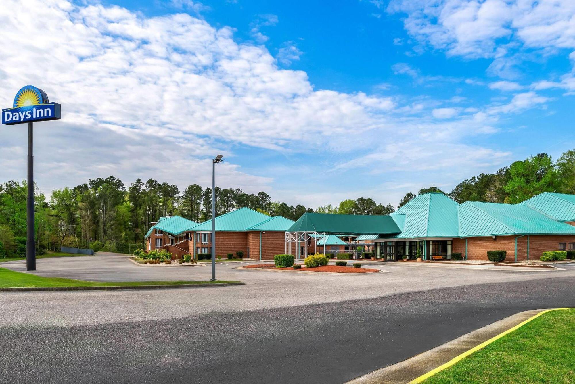Days Inn By Wyndham Petersburg/South Fort Lee Zewnętrze zdjęcie